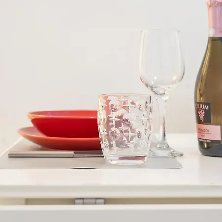 Casa Clara - Danzetta Charming Flat - Italywego Lägenhet *